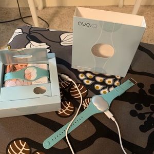 Ava Fertility Bracelet 1.2